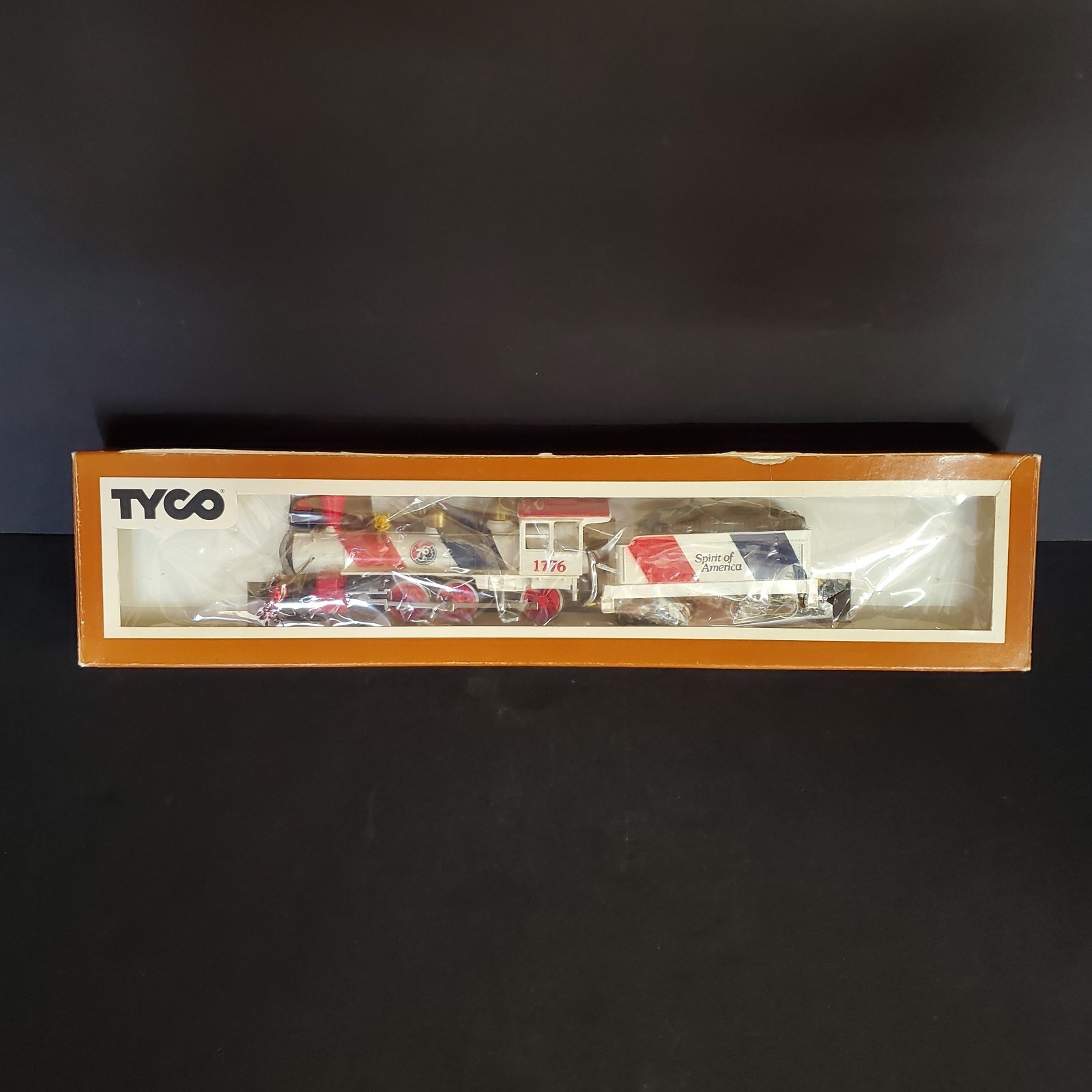Tyco HO Scale 4-6-0 Spirit of America 1776 Steam Engine Tender #247 Original Box