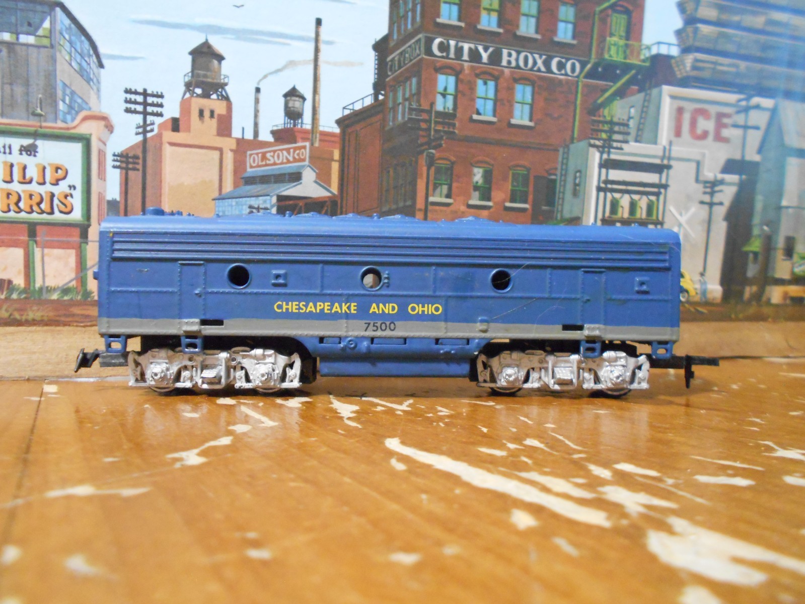HO Trains Life-Like Chesapeake and Ohio B-Unit Dummy #7500