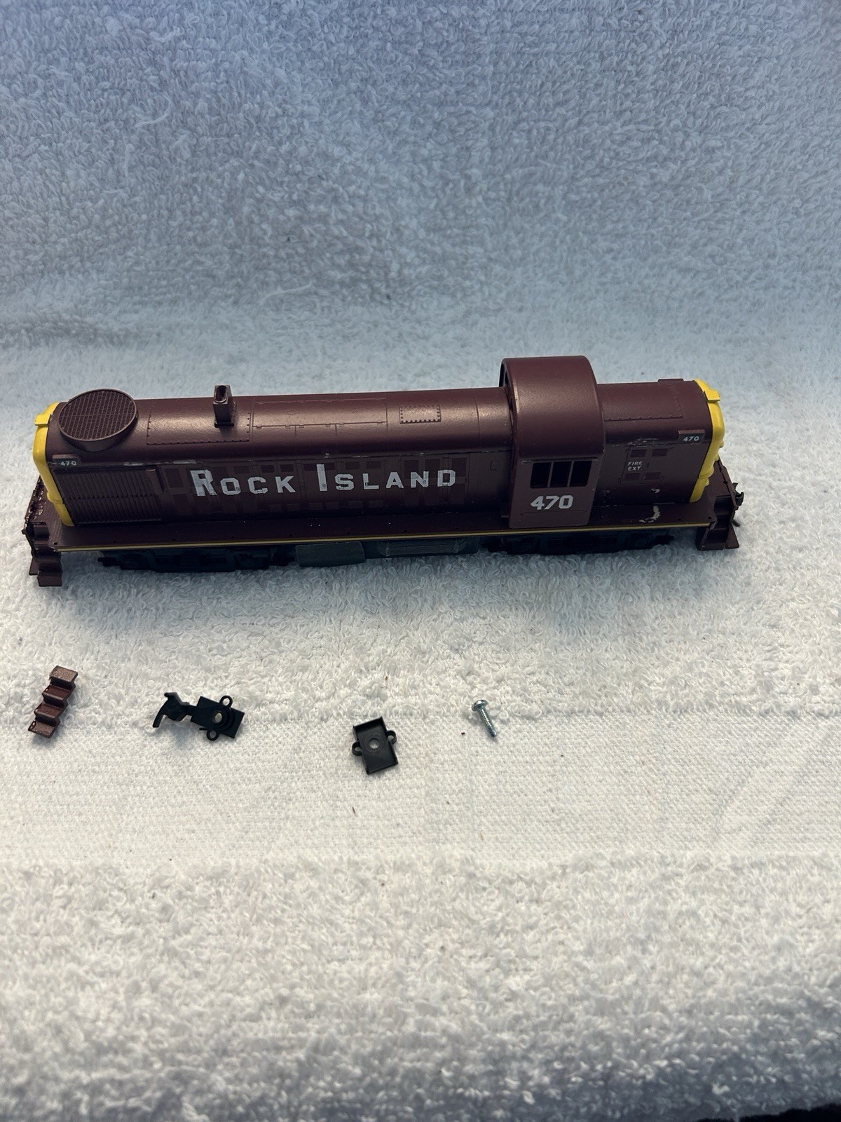 Roundhouse RS-3 Rock Island #470 HO Locomotive