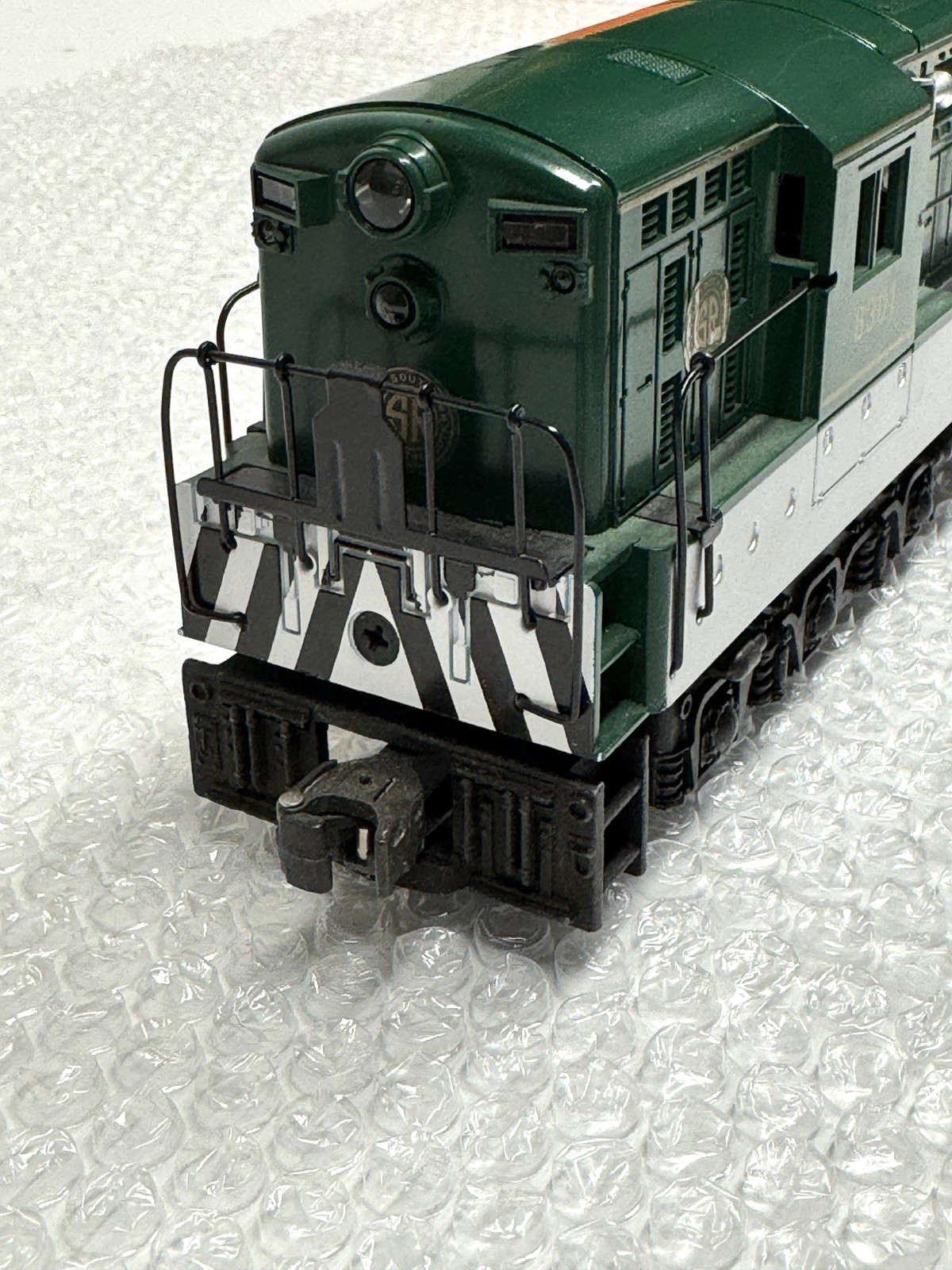 Lionel Train Deisel Engine 6-18301 Southern Fairbanks Morse