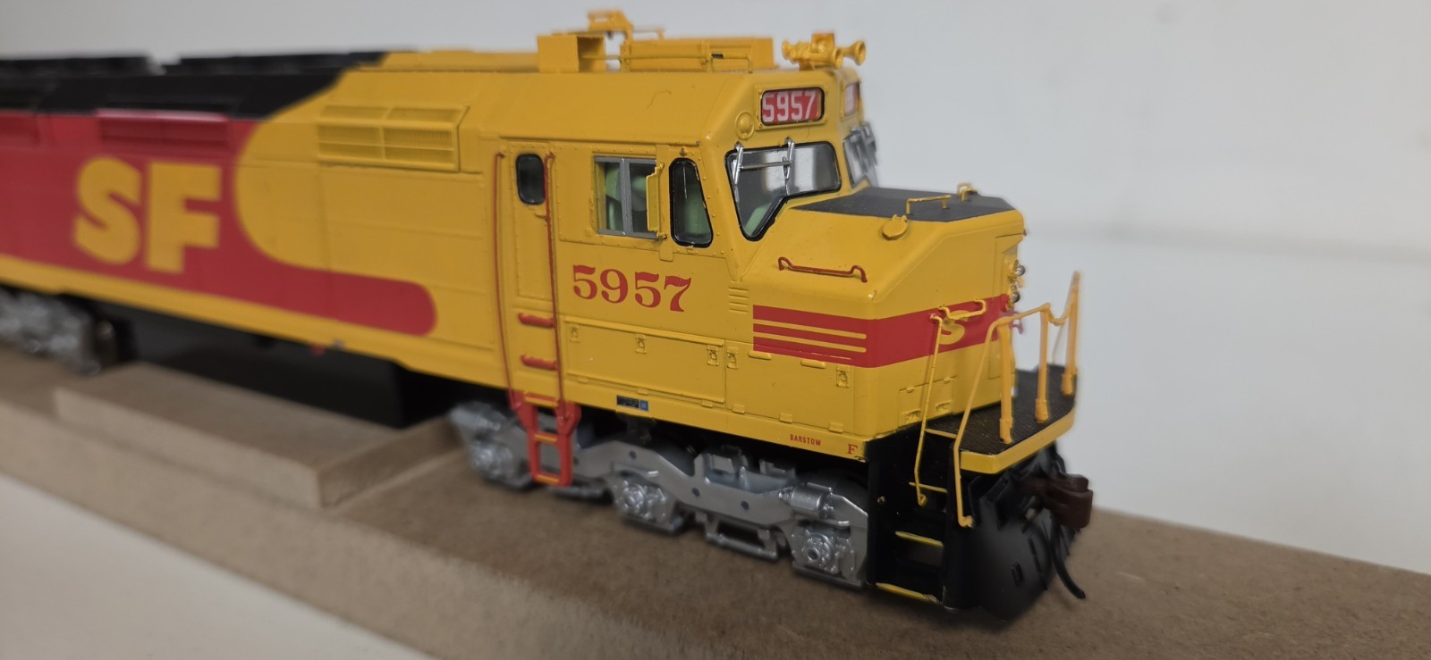 Athearn Genesis HO ATHG67658 F45 Santa Fe #5957 Kodachrome Tsunami Sound DCC/DC