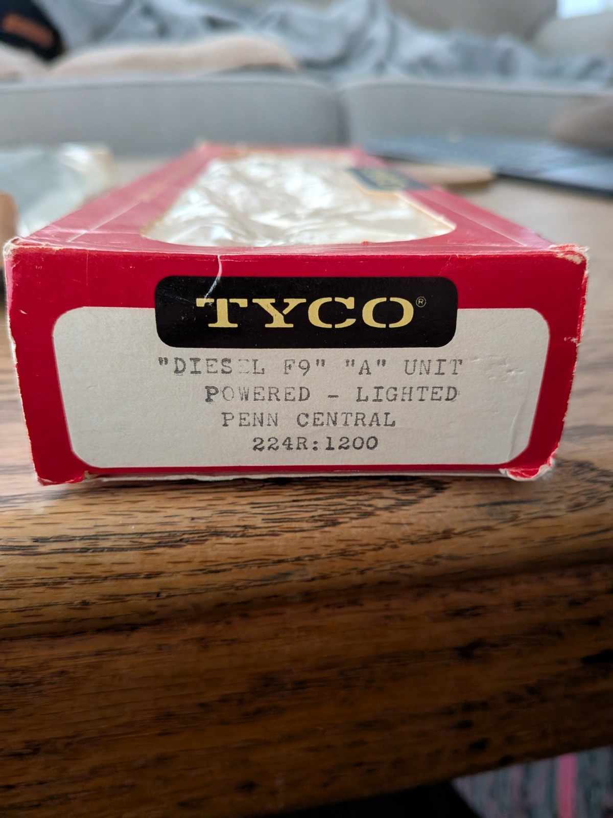 NEW Tyco Penn Central Engine #224R:1200 and Used Box Car #46150
