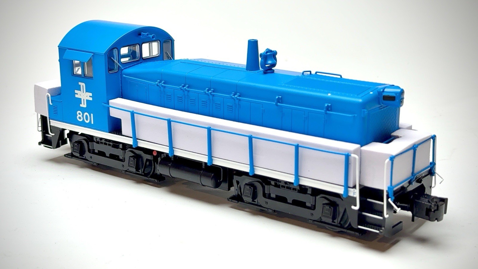 Lionel 2133570 Boston & Maine B&M Legacy SW8 Diesel Switcher #801 -Read-