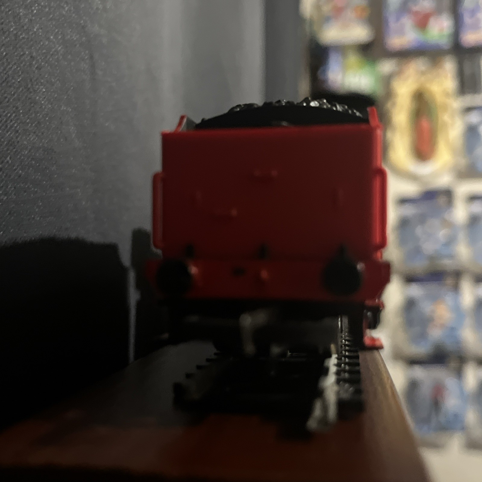 RARE OO Hornby R852 Thomas & Friends James The Red Engine – WORKS (READ)