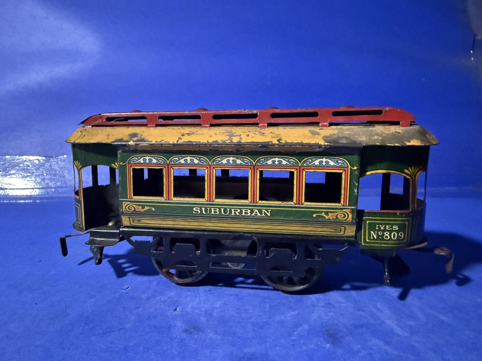 Ives Prewar #809 Suburban Trolley (Powered) —Scarce— (Updates Description)
