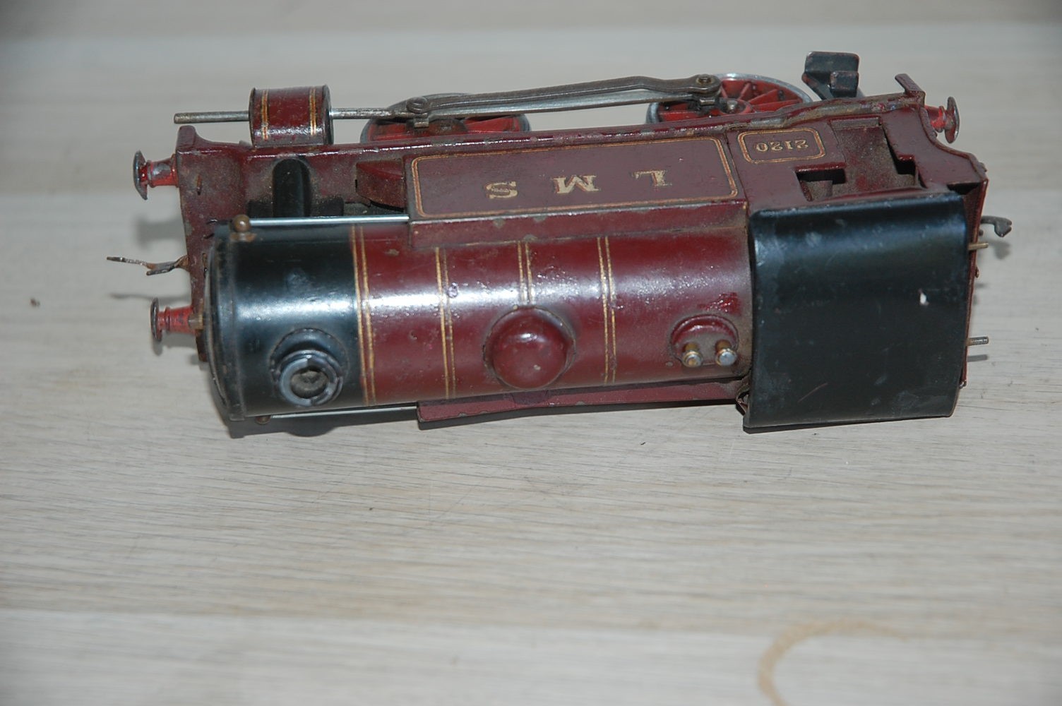 HORNBY O GAUGE CLOCKWORK No 1 SPECIAL TANK LOCOMOTIVE IN RED LMS LIVERY