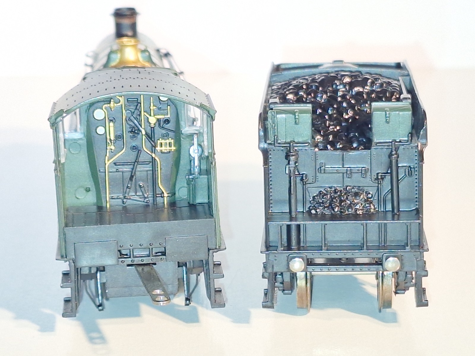 Bachmann 32001 Conyngham Hall. DCC ready. New Old Stock. Mint Cond. Boxed. OO