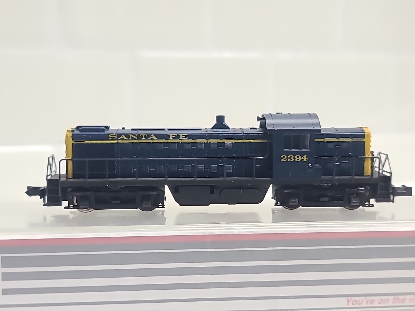 Atlas Kato N Scale 4403 RS-1 Santa Fe ATSF 2394 Diesel Switcher Loco Runs Well