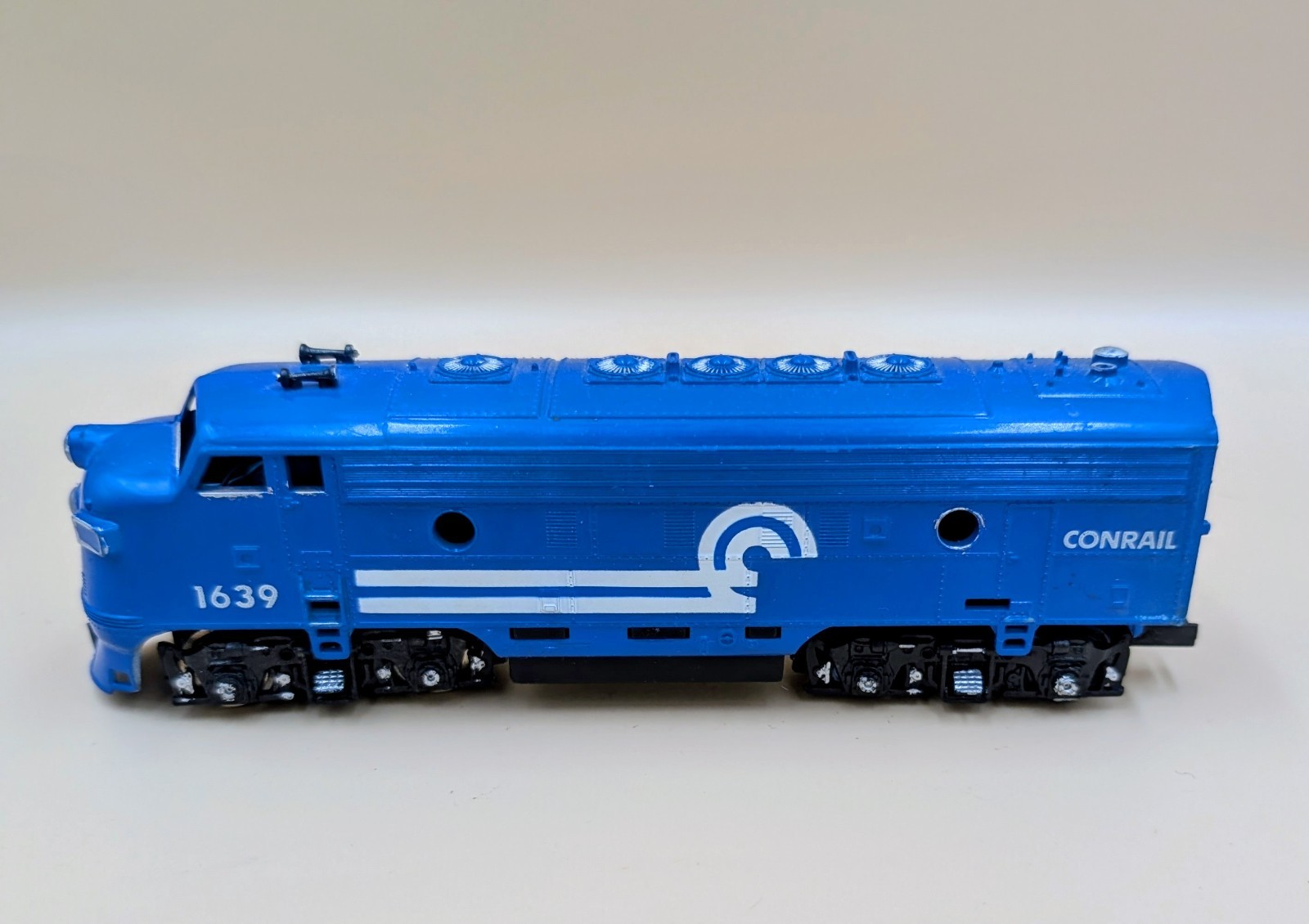 Vintage Powered Life Like HO F7 Conrail Diesel Locomotive 0697