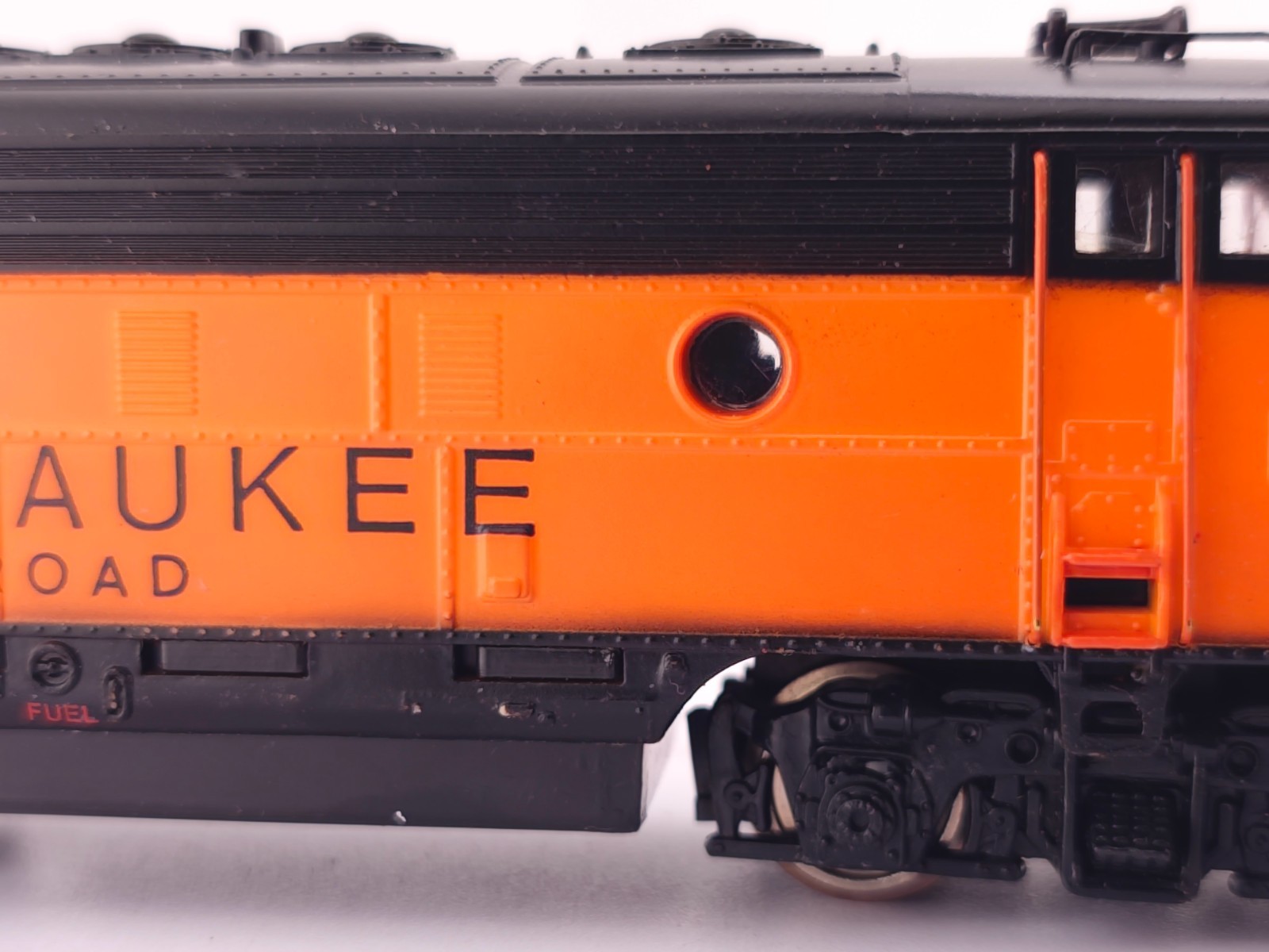*READ* Life Like HO Scale Milwaukee Road F7 Diesel Locomotive 111C Model Train