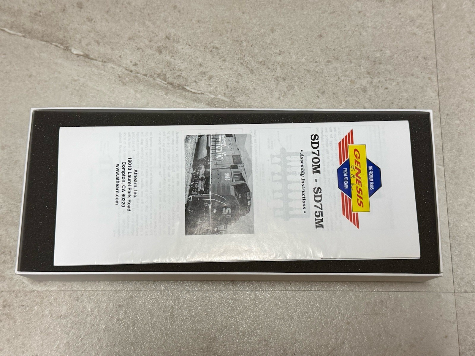 Athearn Genesis HO Scale EMD Demonstrator SD70M Diesel Locomotive #7002 Demo NIB