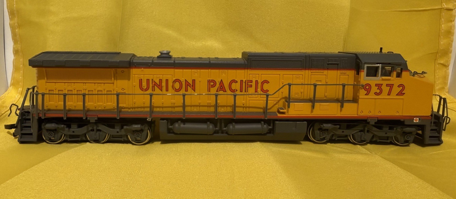 HO Scale Locomotive Lot Bachmann Spectrum Union Pacific + Life-Like/Tested Runs