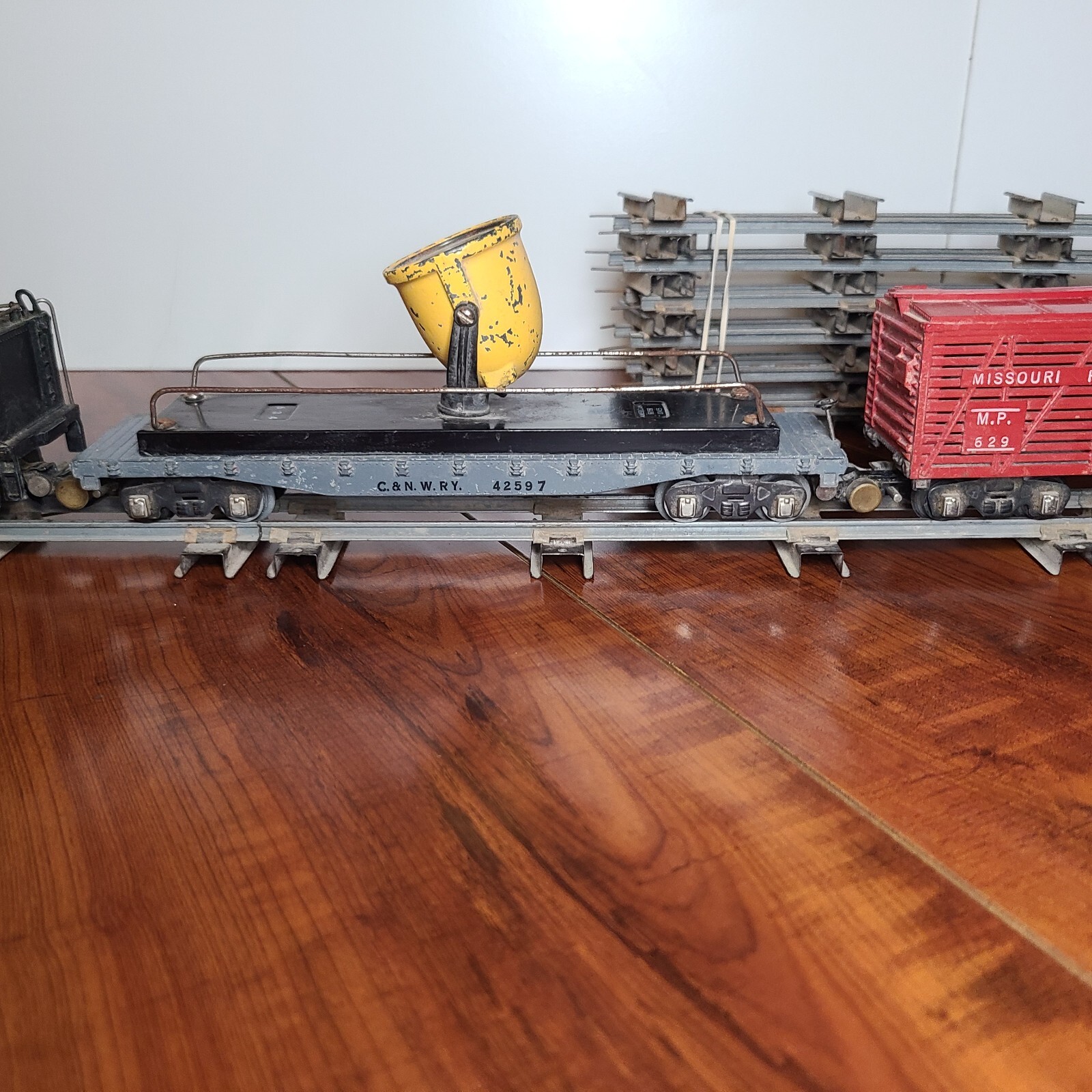 ANTIQUE 1940’s AMERICAN FLYER 322 4-6-4 STEAM LOCOMOTIVE & TENDER + TRACKS