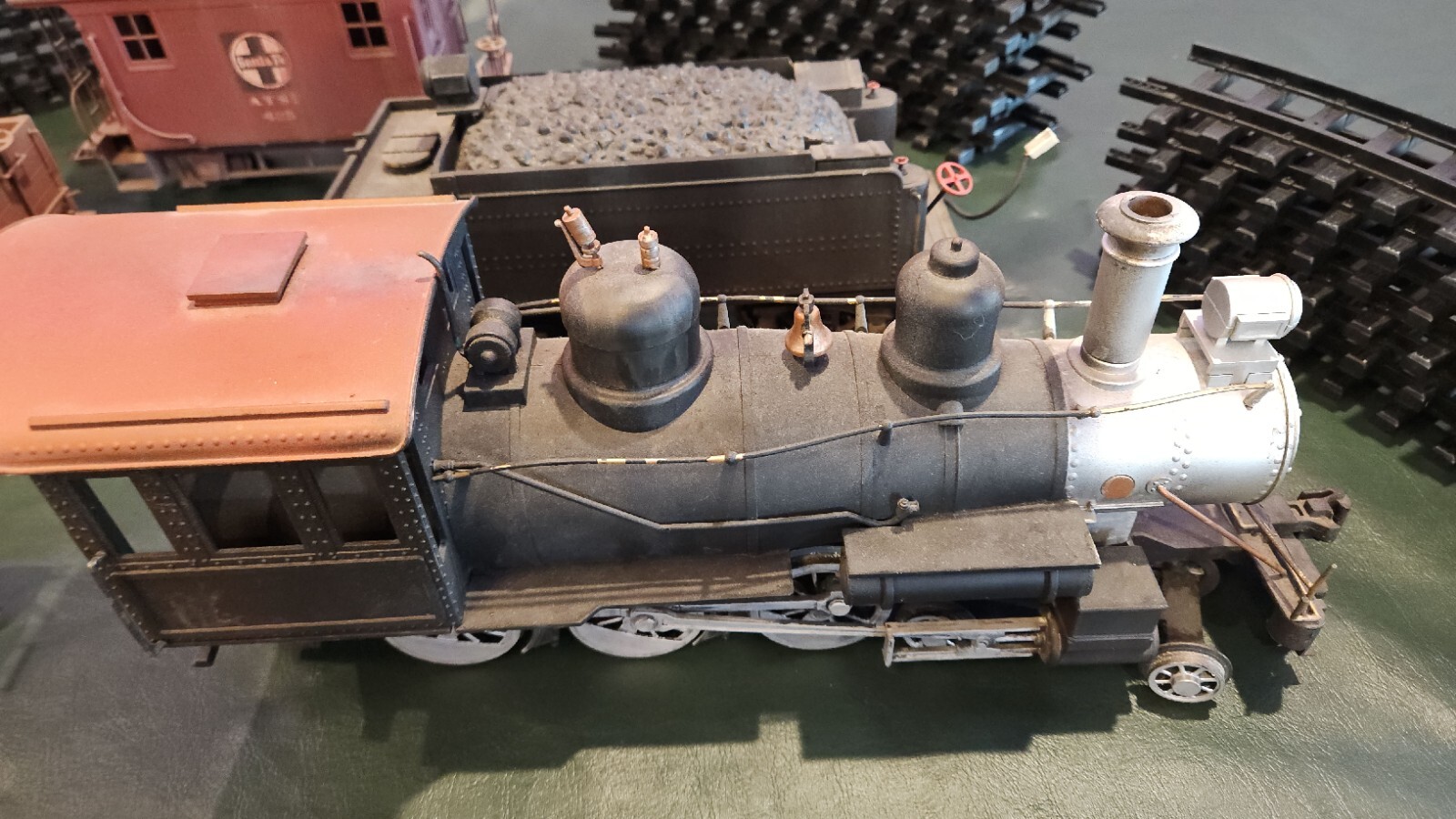 G SCALE Lot Bachmann Big Hauler Works! W/ 20 Tracks,Remote, And Untested Battery
