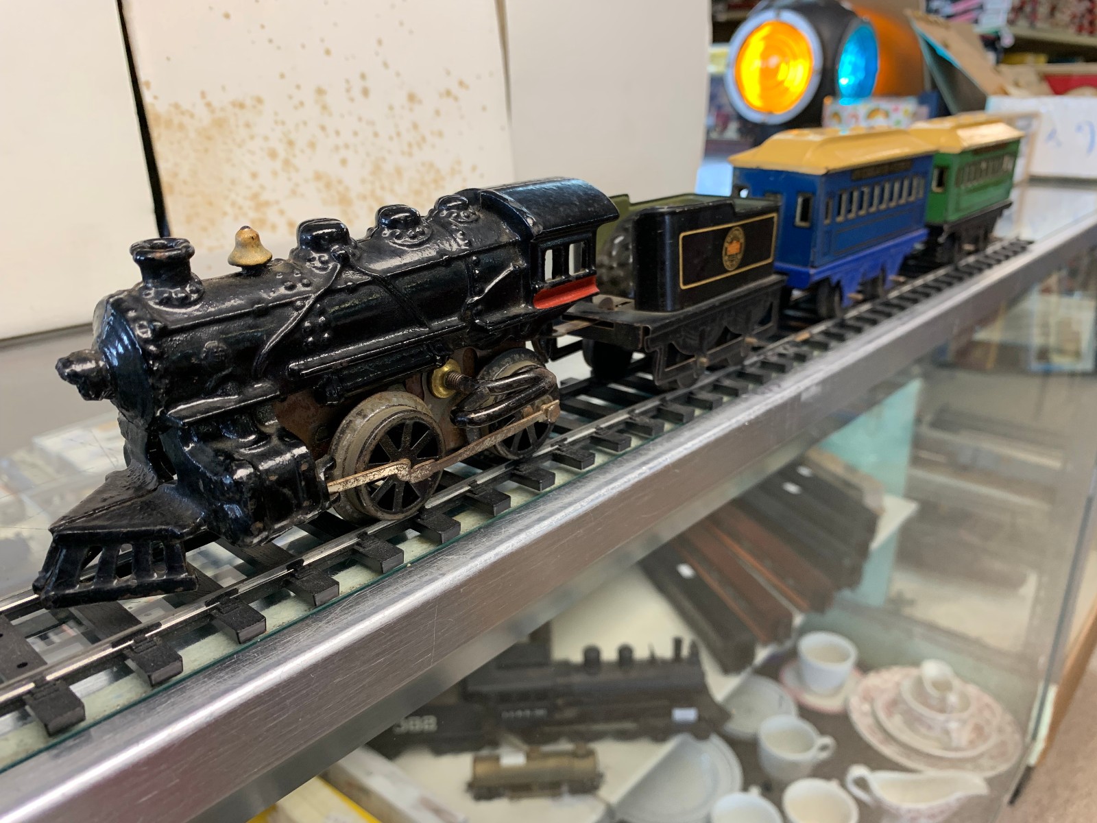 HAFNER O27 GAUGE WIND UP STEAM ENGINE SP TENDER & OVERLAND COACHES GOOD SPRING