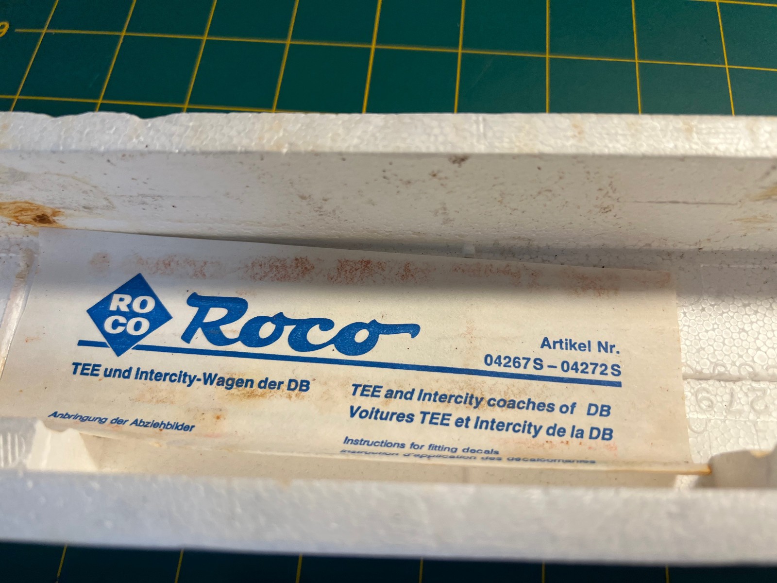 Roco 44408 / 4271F “Reisebüro Mittelthurgau” Panorama Passenger Coach HO Scale