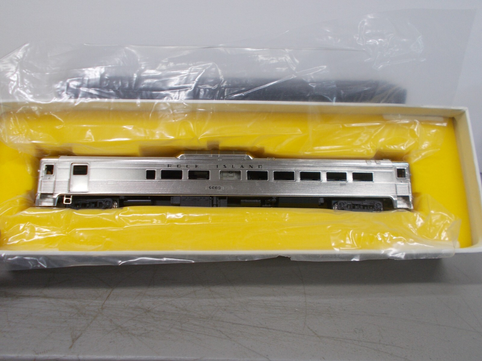 THE TRAIN SHOP ~BRASS ~ ROCK ISLAND RDC-2 MODERNIZED # 9903 COACH CAR ~HO SCALE