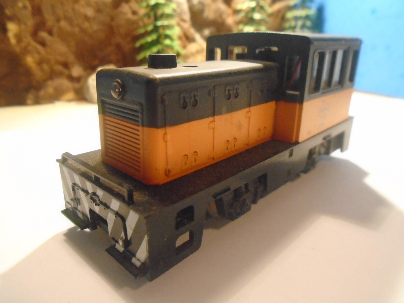 HO S THE MILWAUKEE ROAD No 2775 DOCKSIDE YARD SWITCHER, TRACK TESTED 5-118-5-5