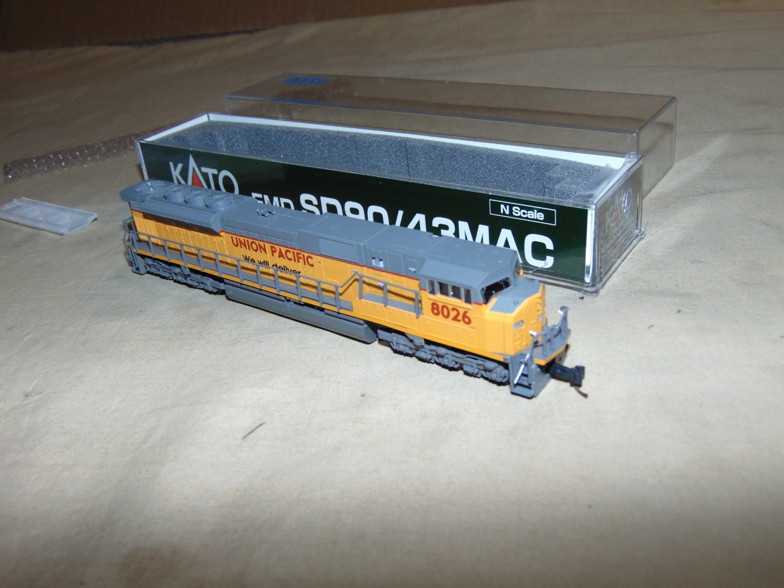 KATO N 176-5622 UNION PACIFIC SD90/43MAC DIESEL + BOX #2