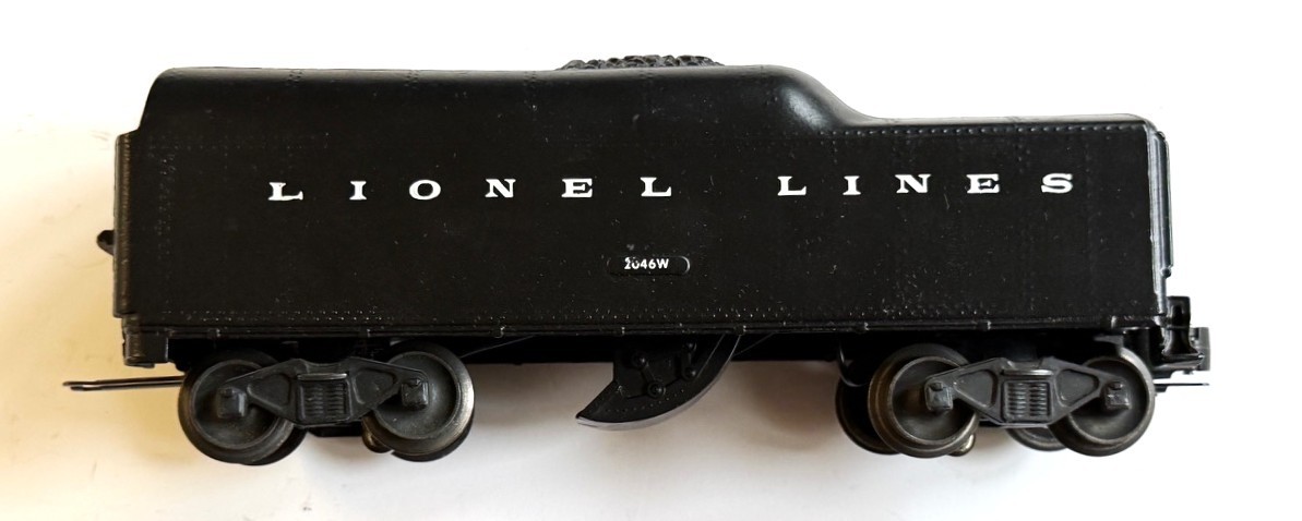 Lionel 2065 Vintage O 4-6-4 Small Hudson Steam Locomotive & 2046W Tender