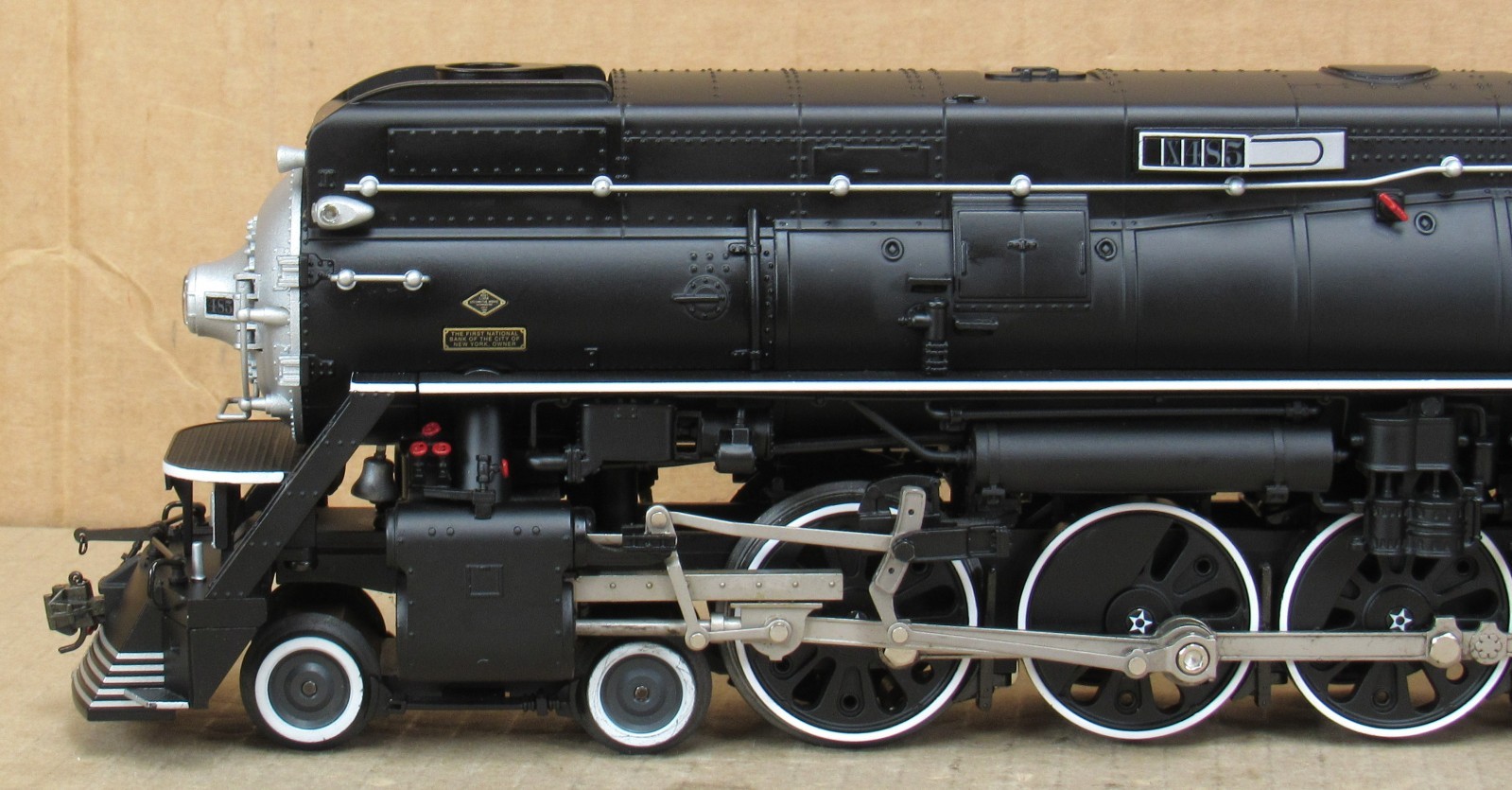 Lionel 38080 Western Pacific GS-6 4-8-4 Steam Engine w/TMCC/RS O-Gauge LNIB