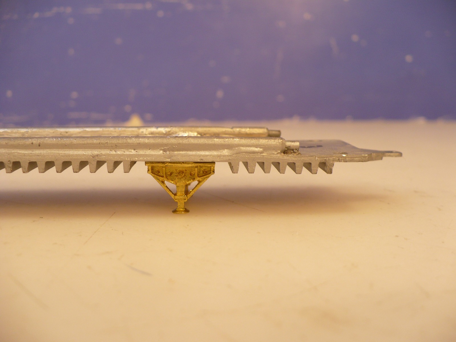 HO Overland RoadRailer Chassis type III U/P
