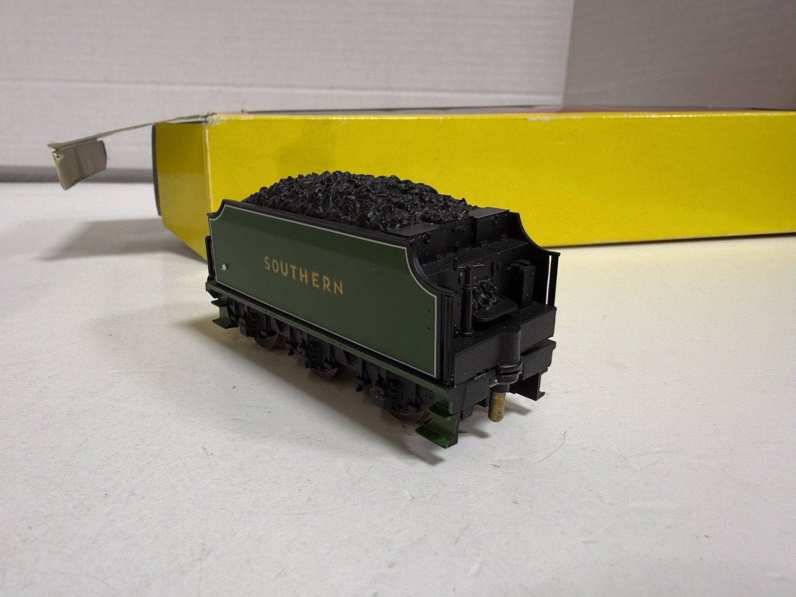 Hornby Southern 914 Locomotive 00 Gauge