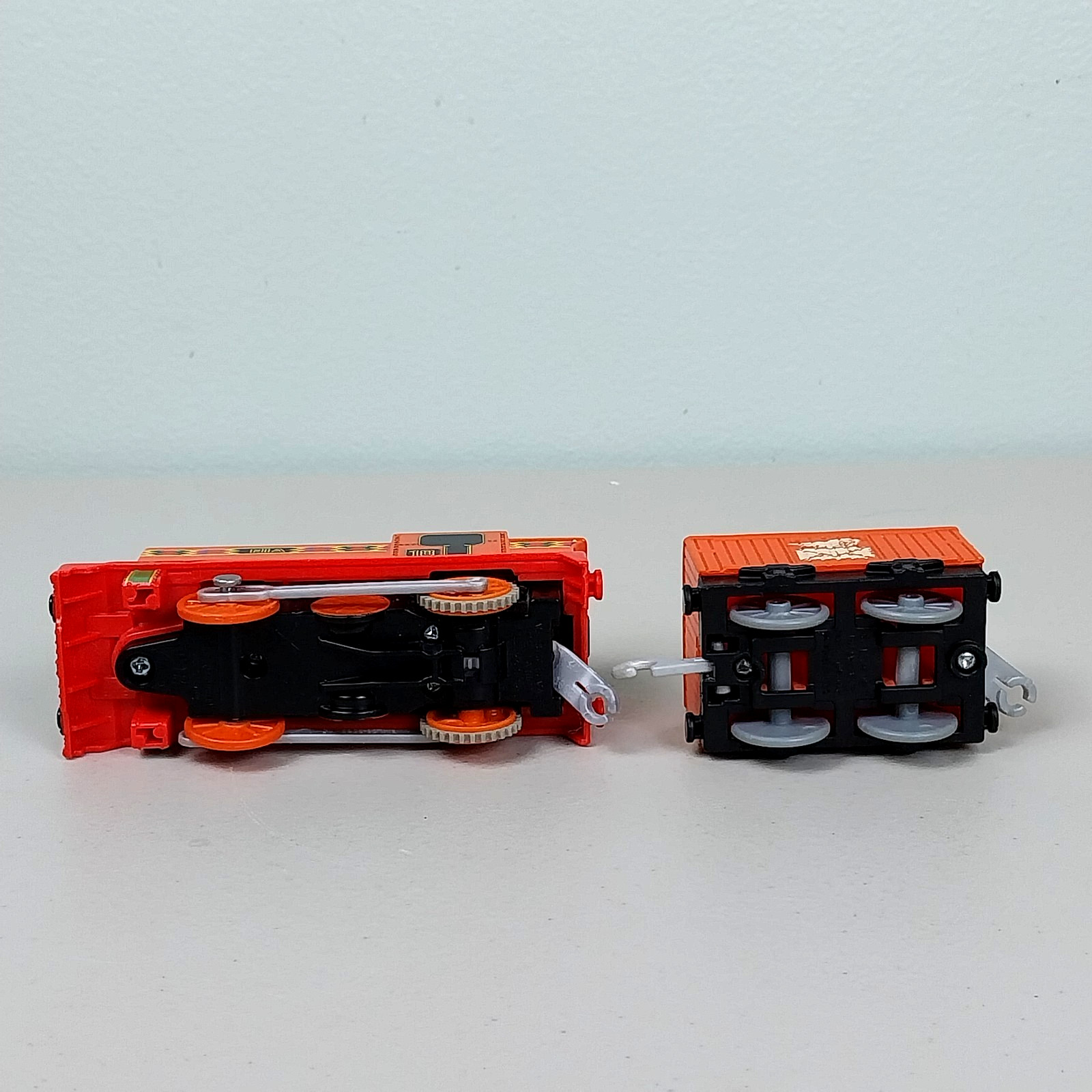 Thomas & Friends Trackmaster Nia Motorized Train with Mail Cargo Car 2013 Mattel