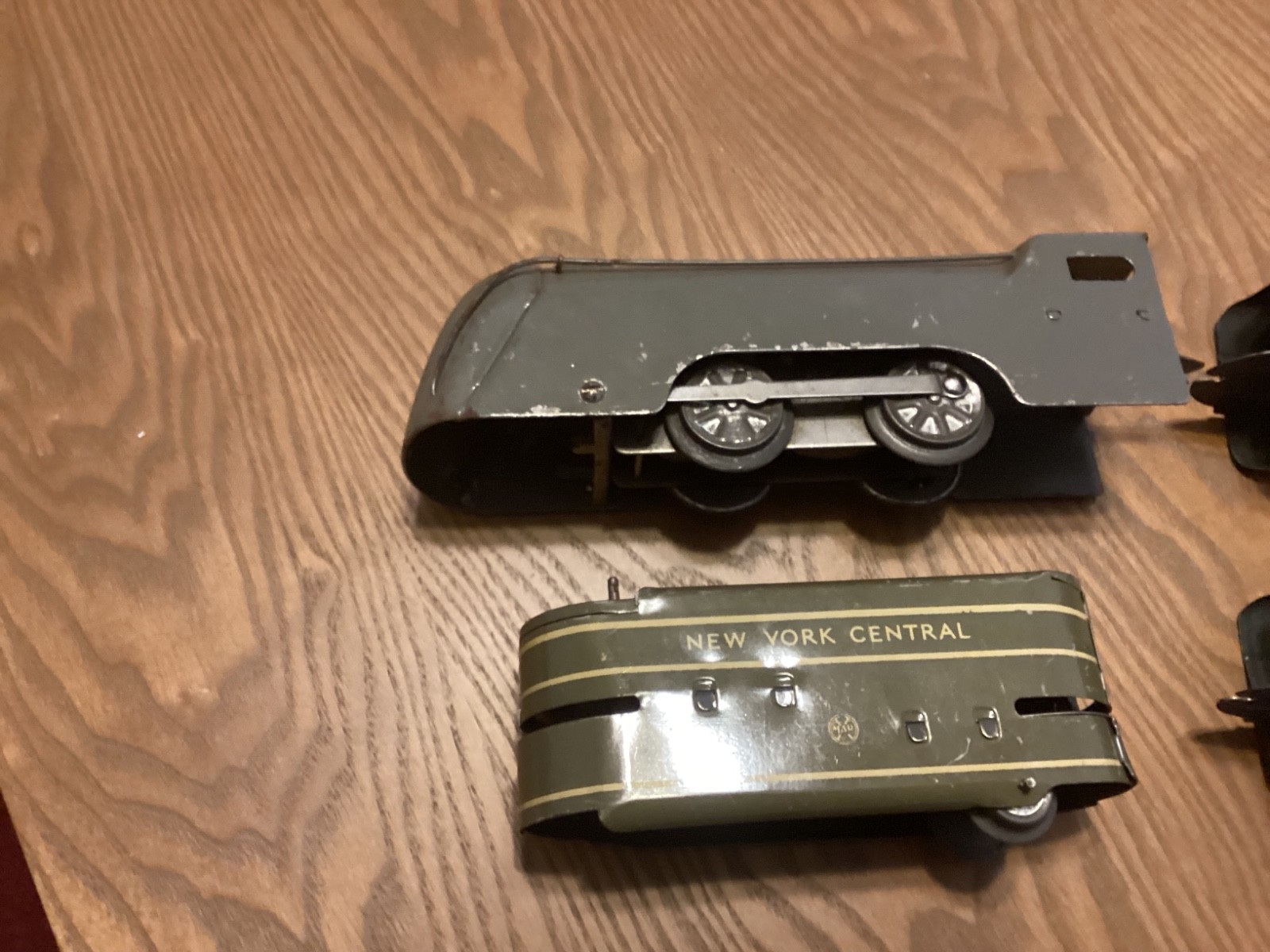 Nice Prewar Grey Wind-Up Mercury Articulated Passenger Set from 1940s