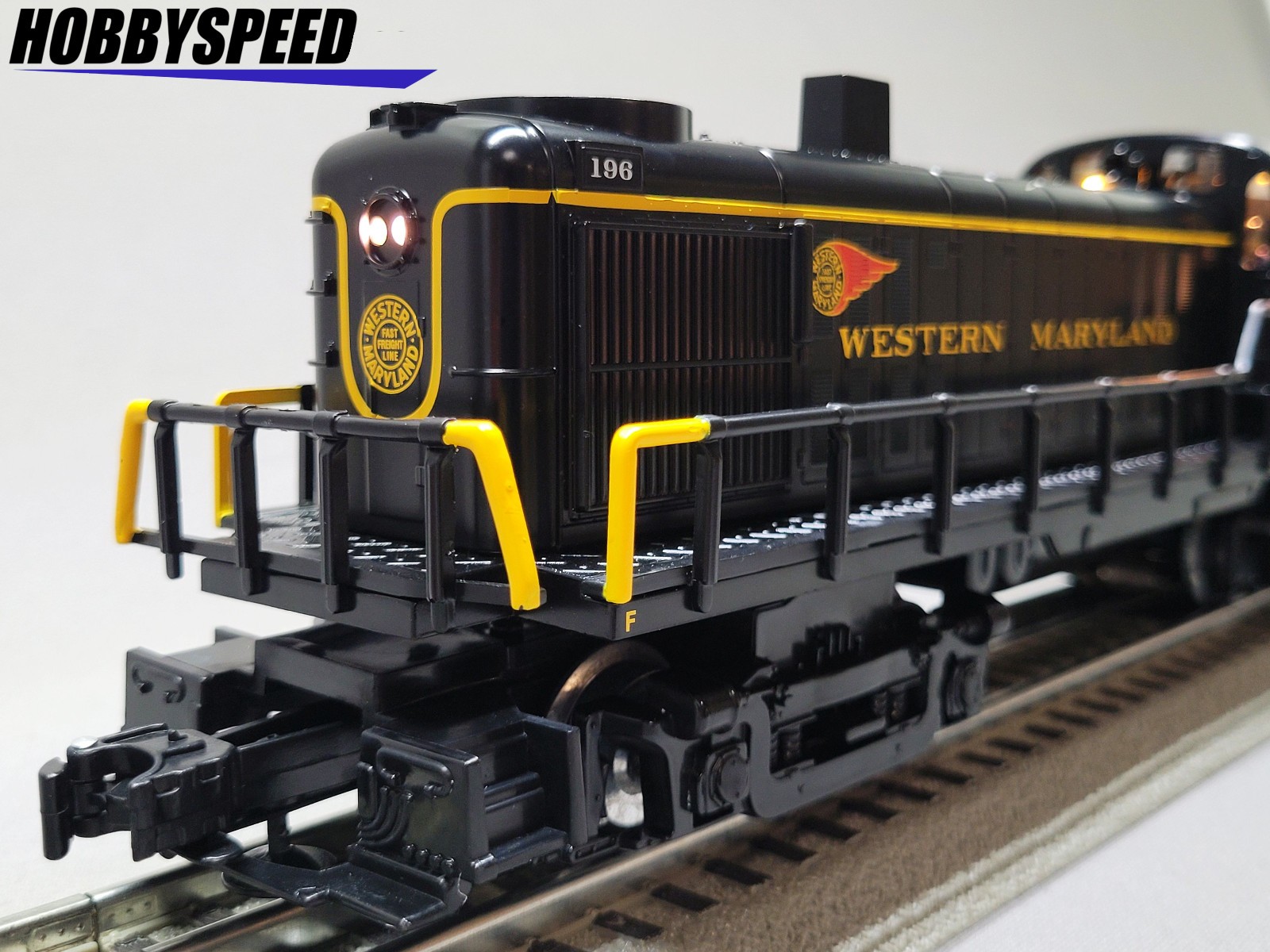 LIONEL WESTERN MARYLAND LIONCHIEF RS-3 #196 DIESEL ENGINE O GAUGE 2545080 NEW