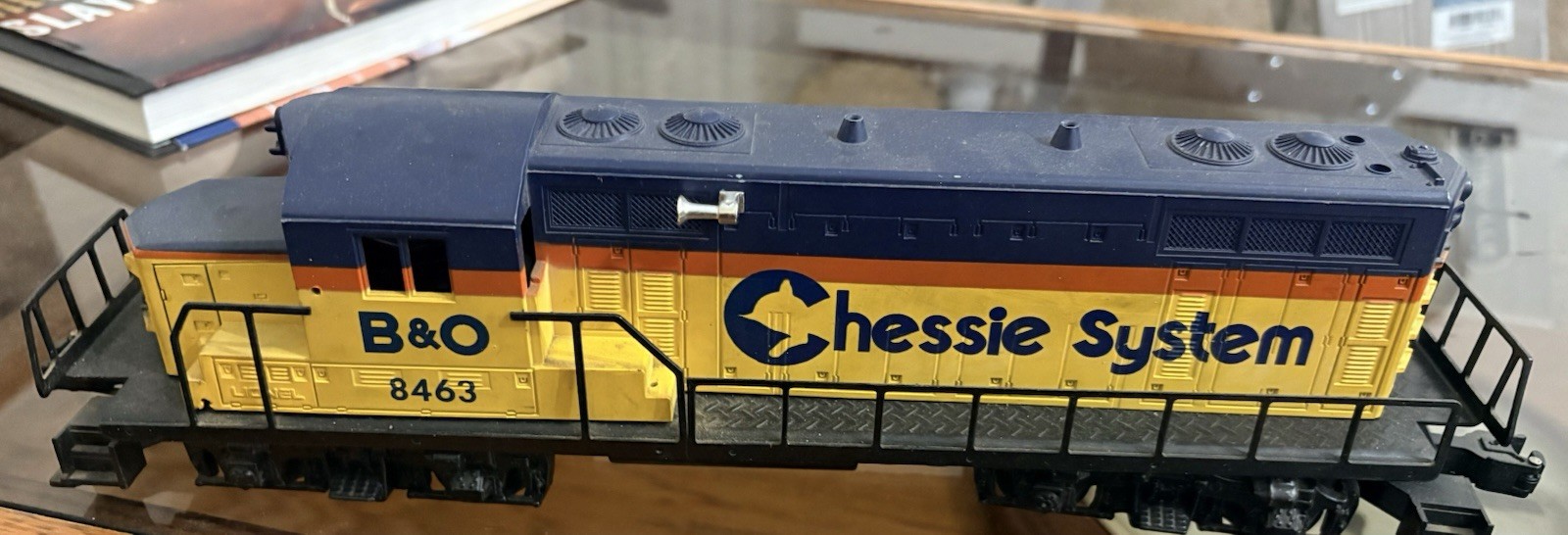 Lionel O Gauge 6-8463 Chessie System B&O GP-20 Diesel Locomotive EX