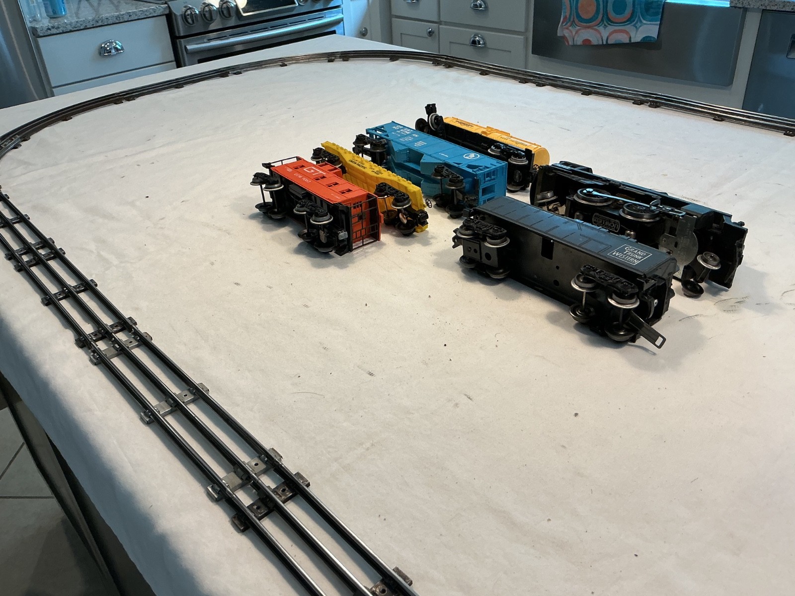 Lionel Set No. 1084 – Steam Engine 8042 SET – 4 freight cars 027