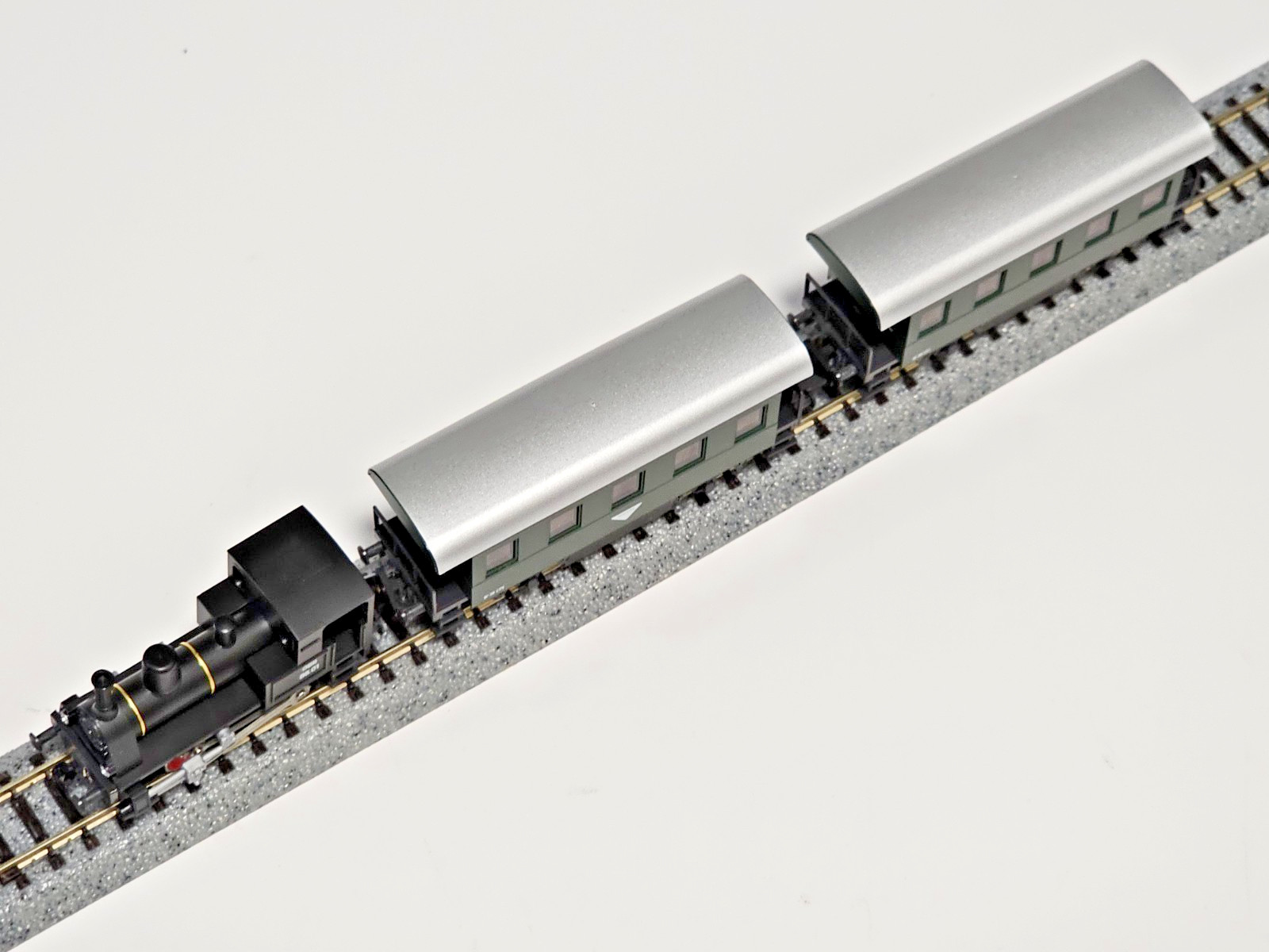 KATO K105003 N SCALE POCKET LINE SERIES STEAM DAMPFLOK MIT PERSONENWAGEN OBB