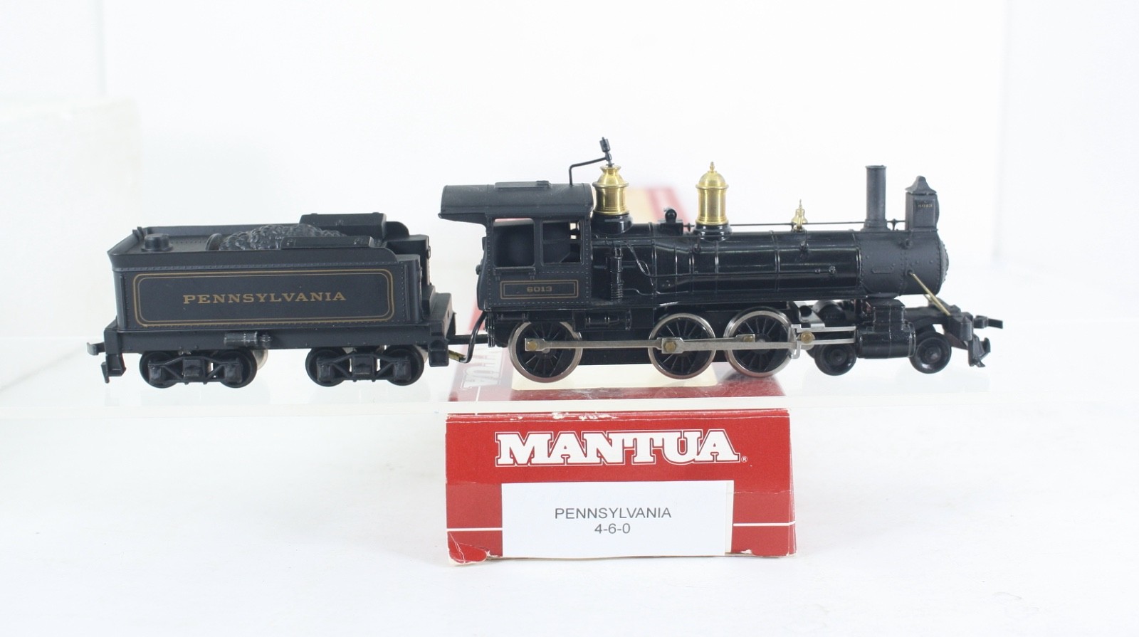 HO Scale Mantua Pennsylvania Railroad 4-6-0 Locomotive & Tender #6013