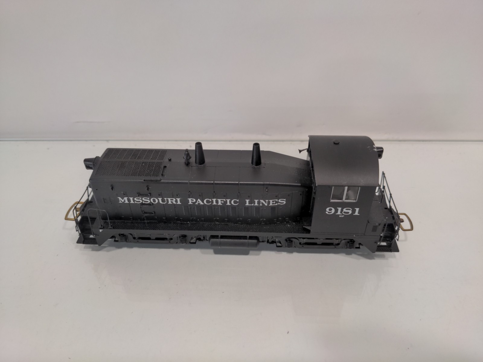 Proto 2000 HO Missouri Pacific Lines MP #9181 SW9/1200 Diesel Locomotive DC