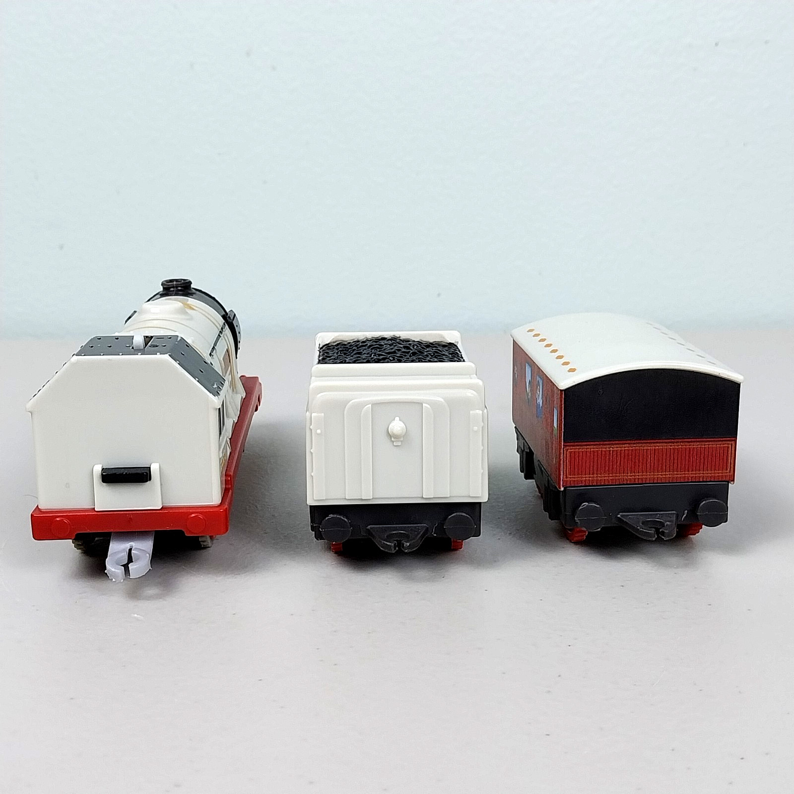 Thomas & Friends Trackmaster Duchess Motorized Train and 2 Cars Mattel