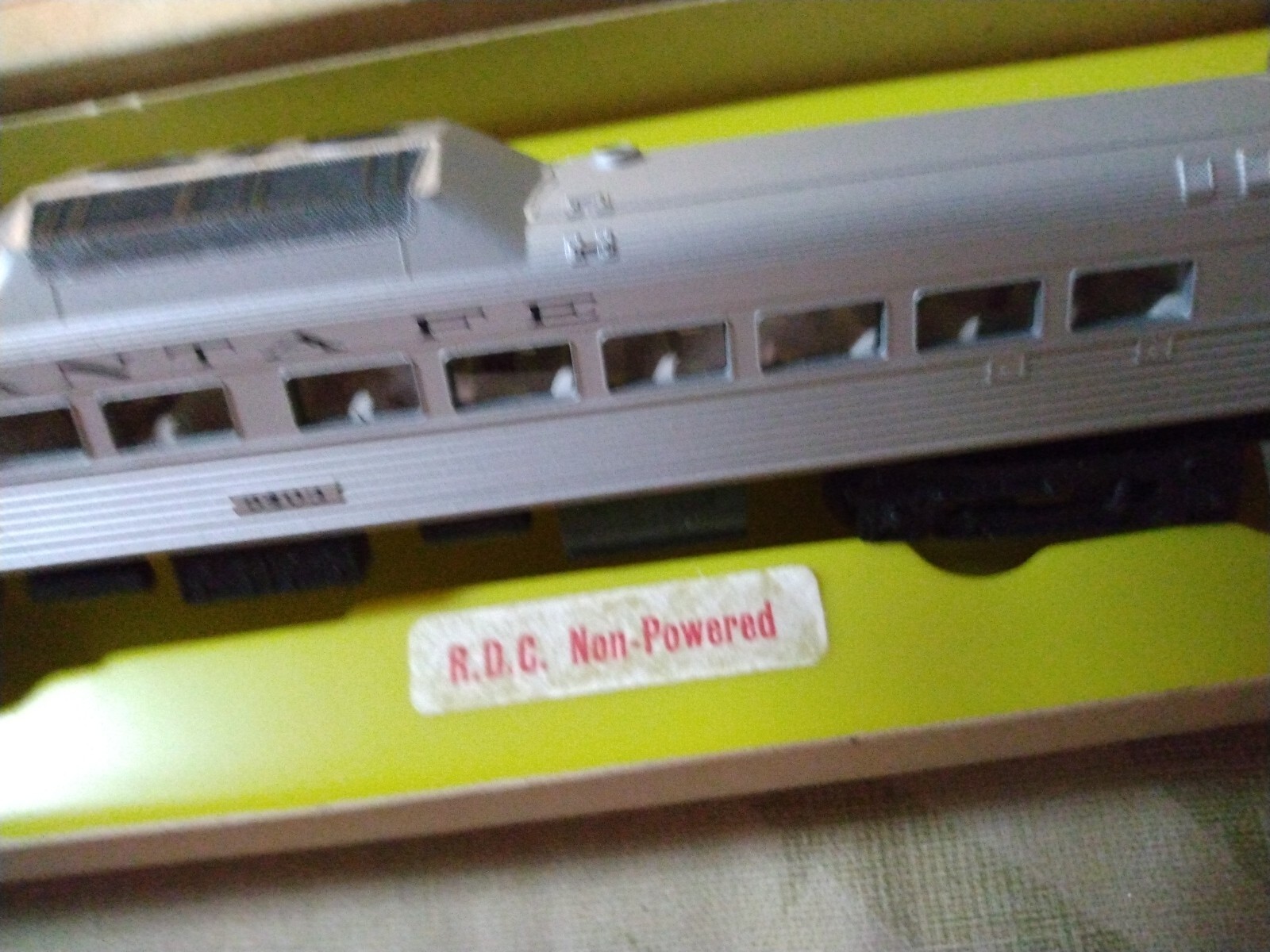 S ATT Santa Fe RDC Railway Diesel Car Dummy Non Powered Unit New HO 1/87