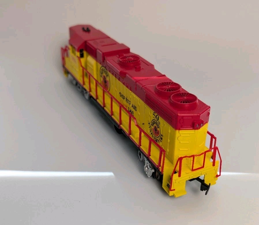 HO 1996 Life Like Shop Rite Diesel Locomotive – Tested/Working – Free Shipping!
