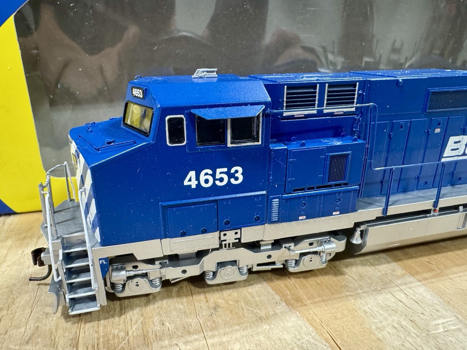 Athearn 80883 HO BC Rail Dash 9-44CW Rd #4653 New! DCC Ready