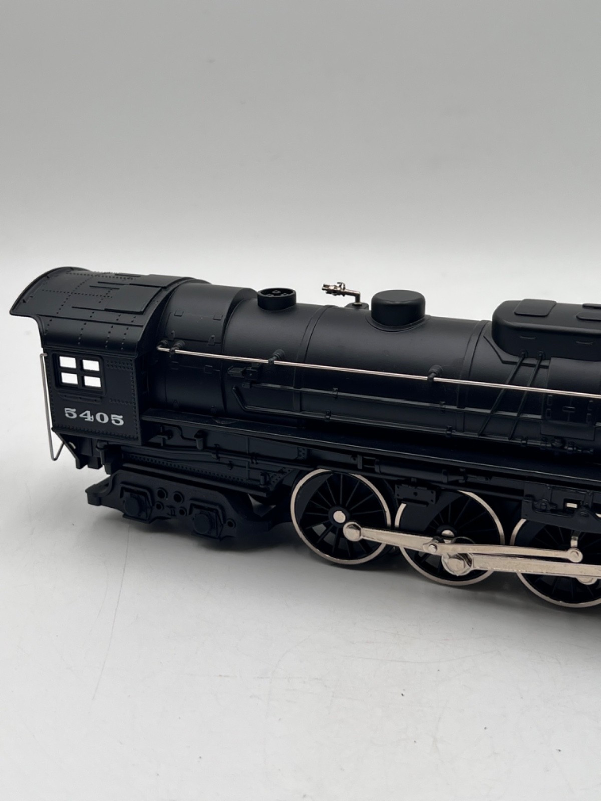 Lionel New York Central 5405 Steam Locomotive & Tender O Gauge 3-Rail New No Box