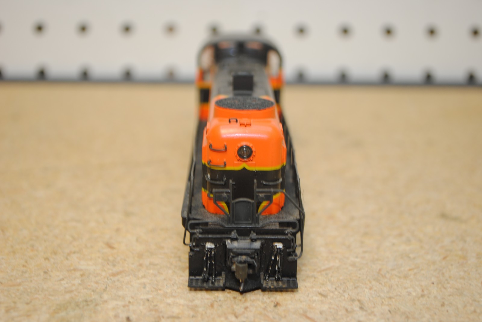 KATO 37-2301 Great Northern #213 ALCO RS-2 Diesel Locomotive HO