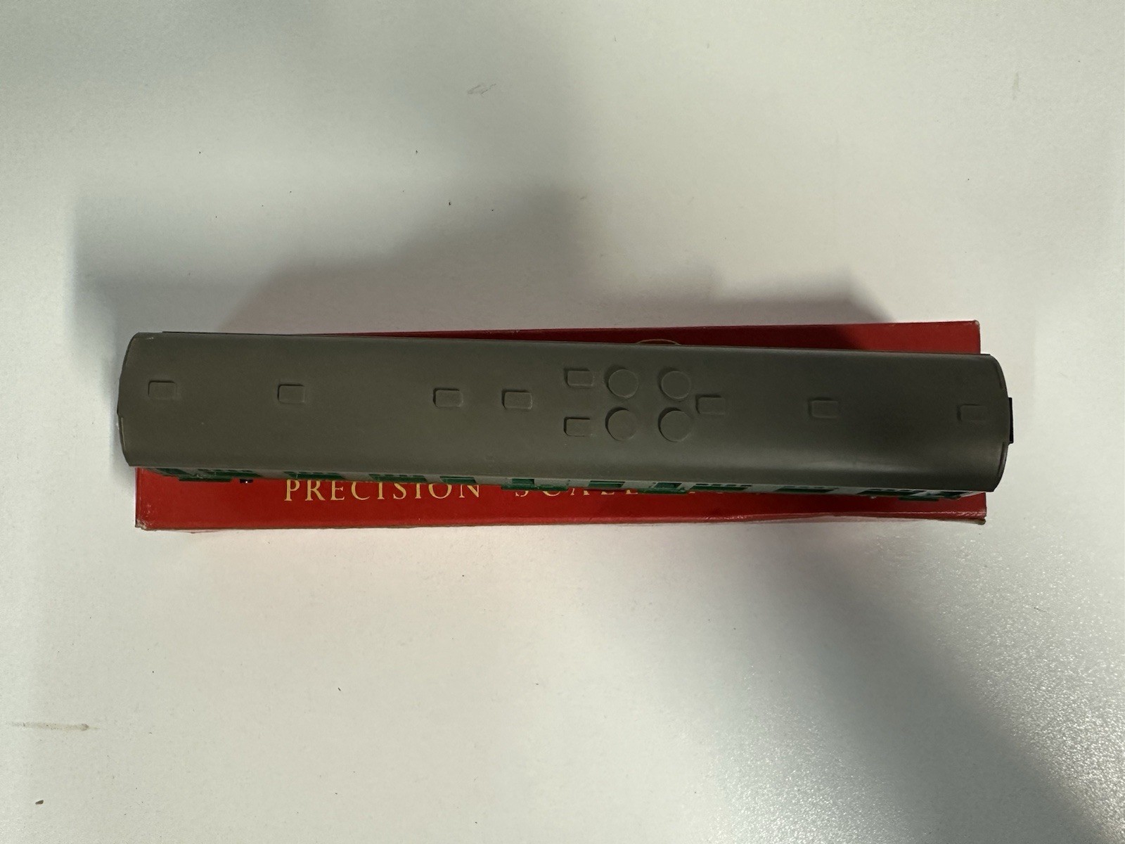 TRIANG R229 BR SOUTHERN GREEN RESTAURANT CAR COACH S1007 BOXED