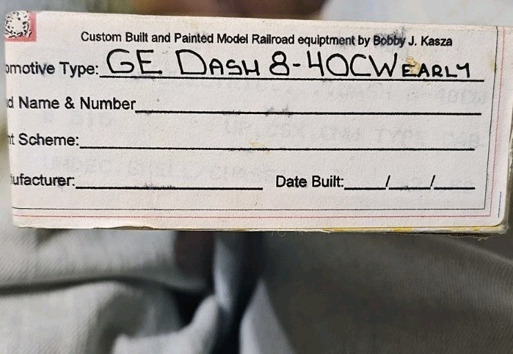 Rail Power Products HO Scale Undecorated GE Dash 8-40CW Early Shell/Chassis