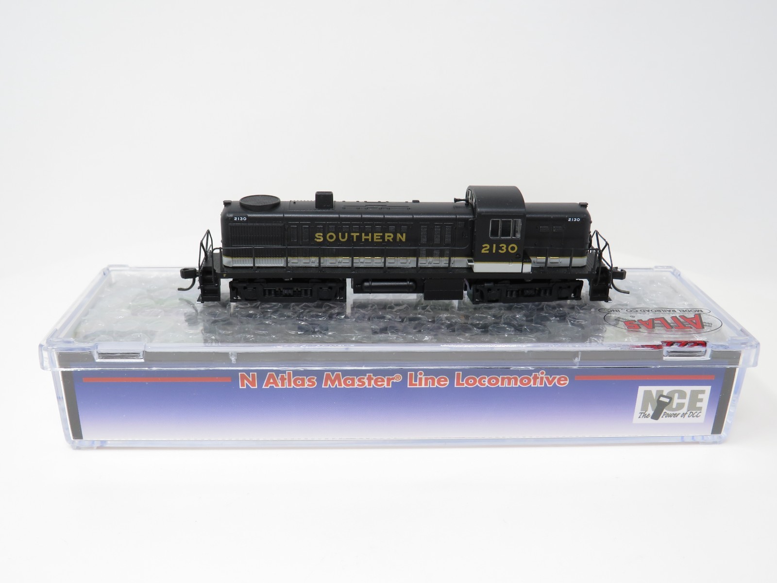 Atlas N 40005047 DCC Southern Railway #2130 RS-2 Diesel Switcher Locomotive
