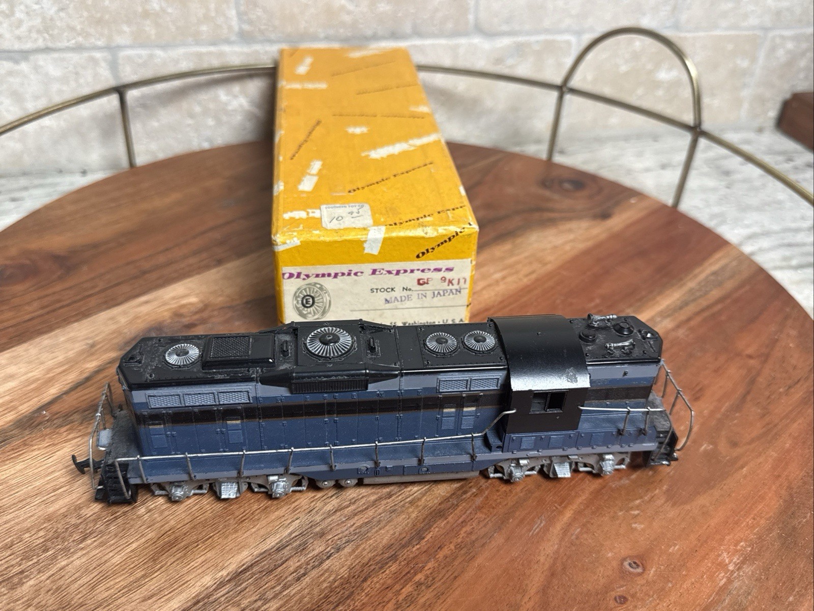 Vintage Olympic Express HO Scale EMD GP9 Diesel Locomotive – Made in Japan