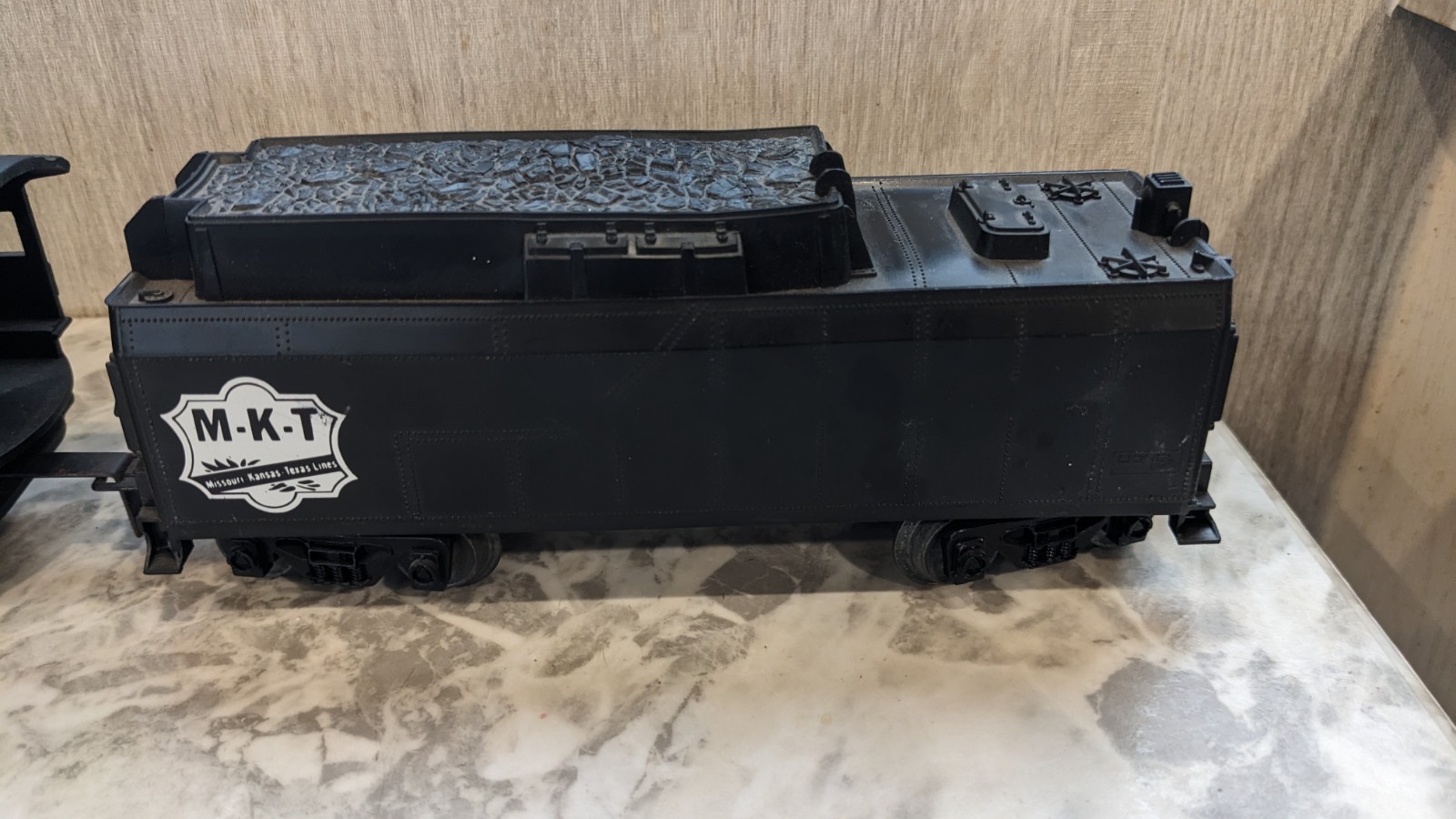 O Guege Lionel 1:48 Scale MTK Steam Locomotive & Great #8628