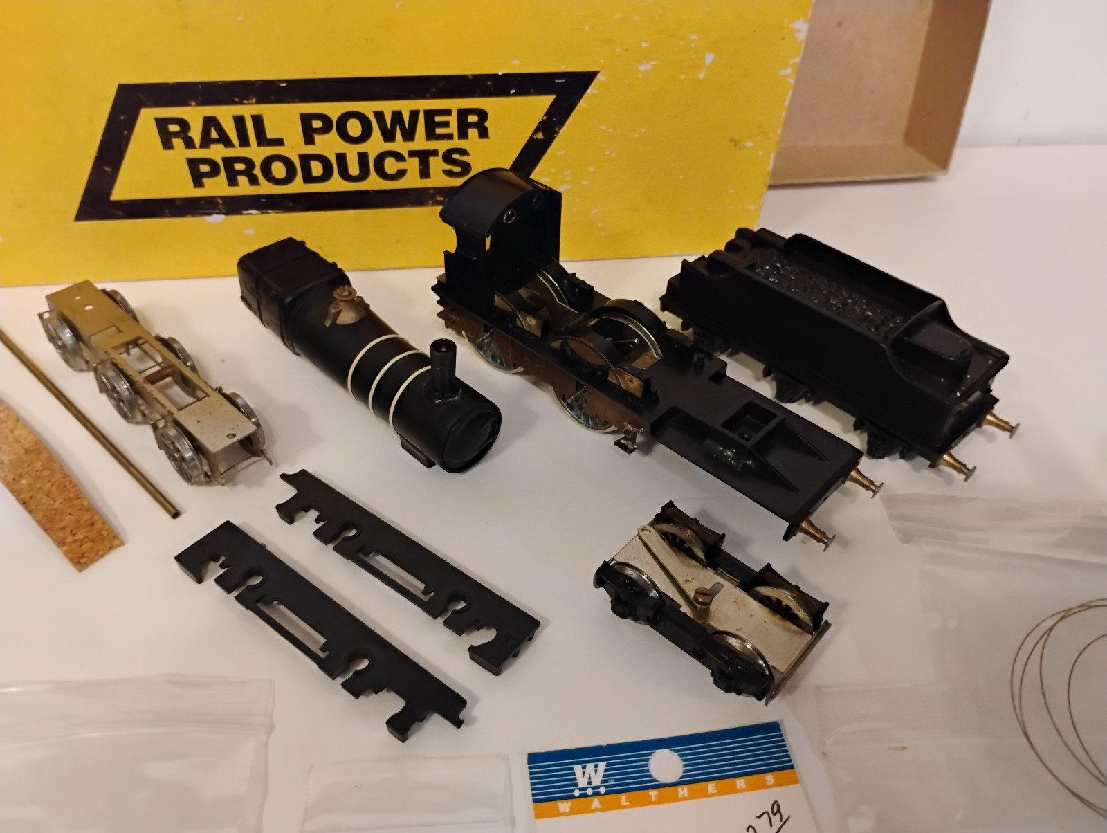 Dapol City of Truro 440, locomotive kit, Branch Lines