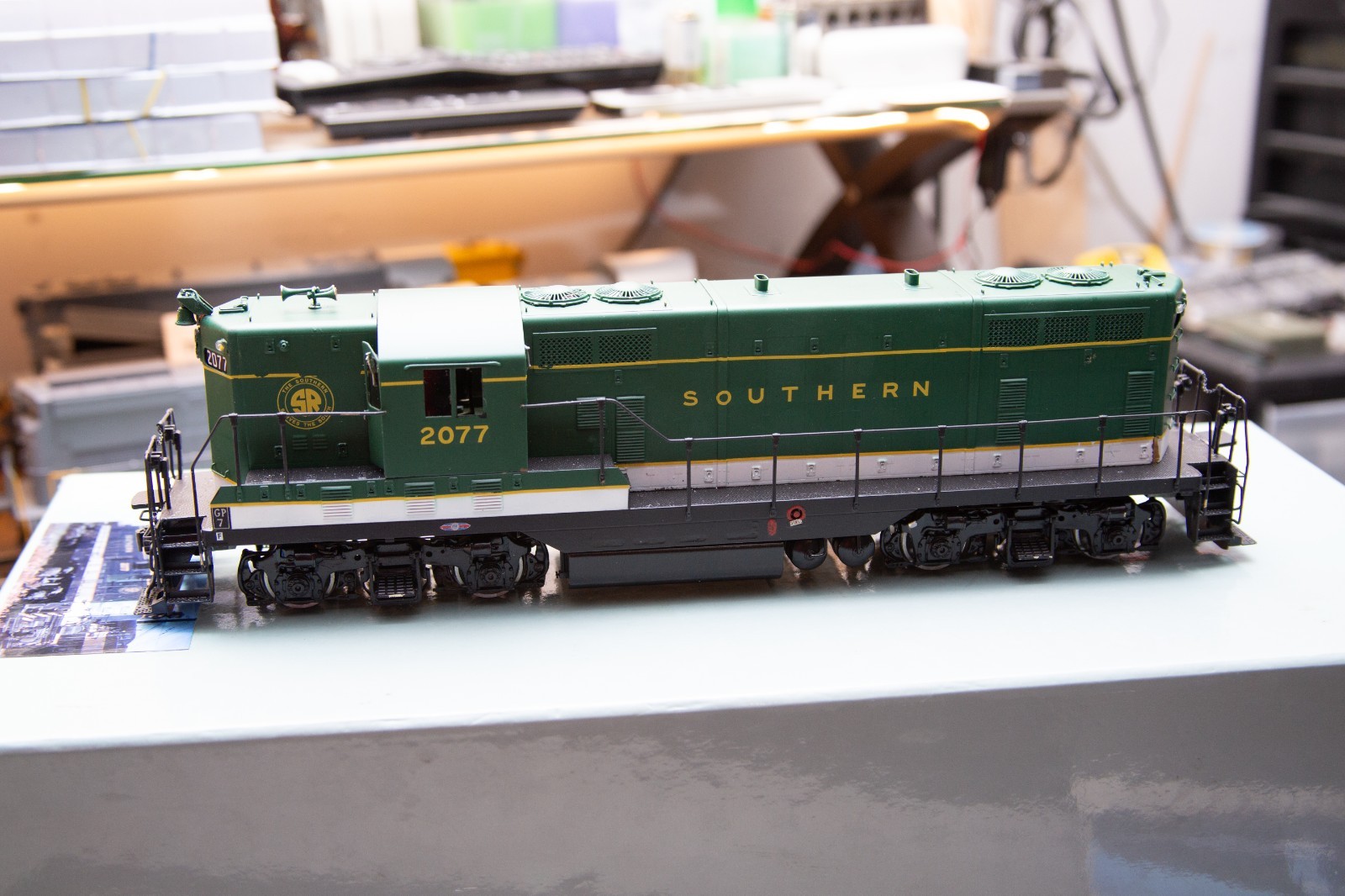 Challenger Imports, Inc Brass O Scale (2-Rail) Southern Railway EMD GP7 #2077