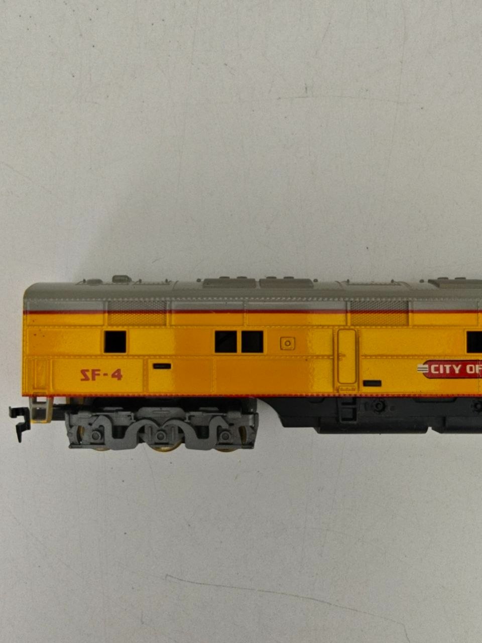 TYCO SF-4 City Of San Francisco Union Pacific HO Diesel Box Tested READ