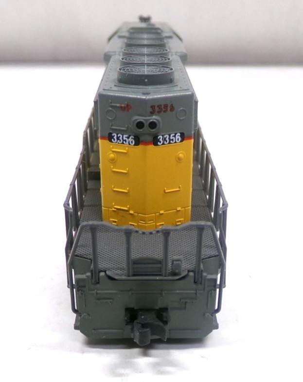 N scale Kato Union Pacific SD40-2 snoot diesel engine in orig box (lot 62)